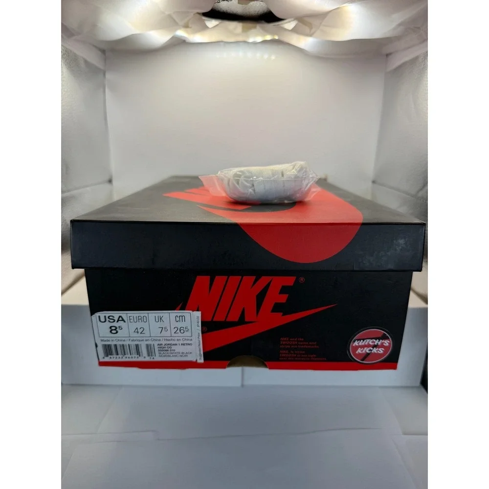 Air Jordan 1 Retro "Black / White" (2014) – Size 8.5 - Picture 5 of 6
